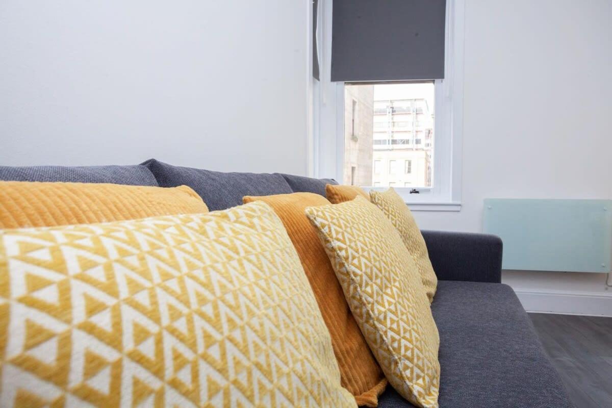 Newly Renovated City Apartment Glasgow Exterior foto
